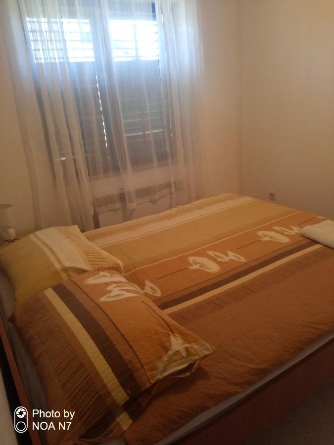 Vacation House Loreta Sveti Rok Kültér fotó